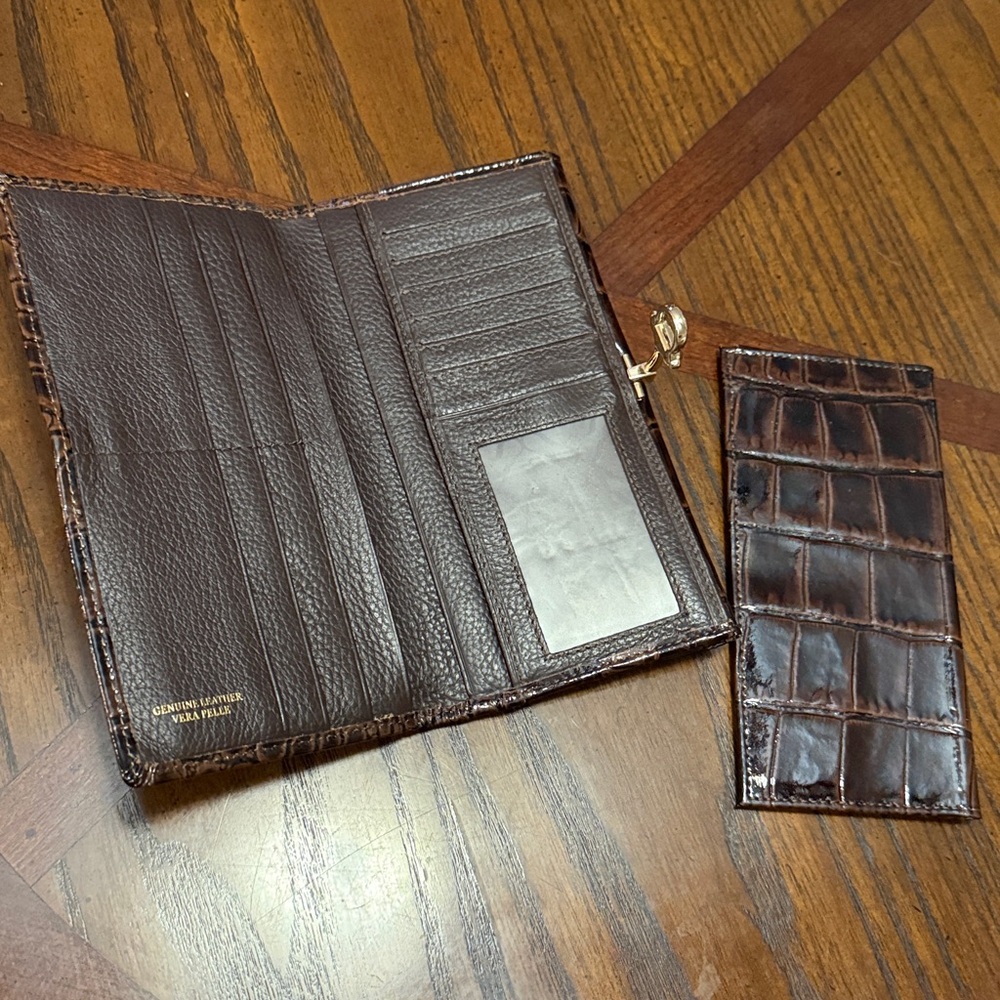 NWOT Vera Pelle Leather Wallet - Picture 5 of 6